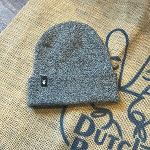 ✌️🖤🖤NEW🖤🖤 Dutch Bros Beanie